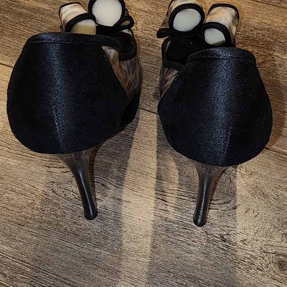 Kardashian Kollection Leopard Heels - Picture 2 of 8